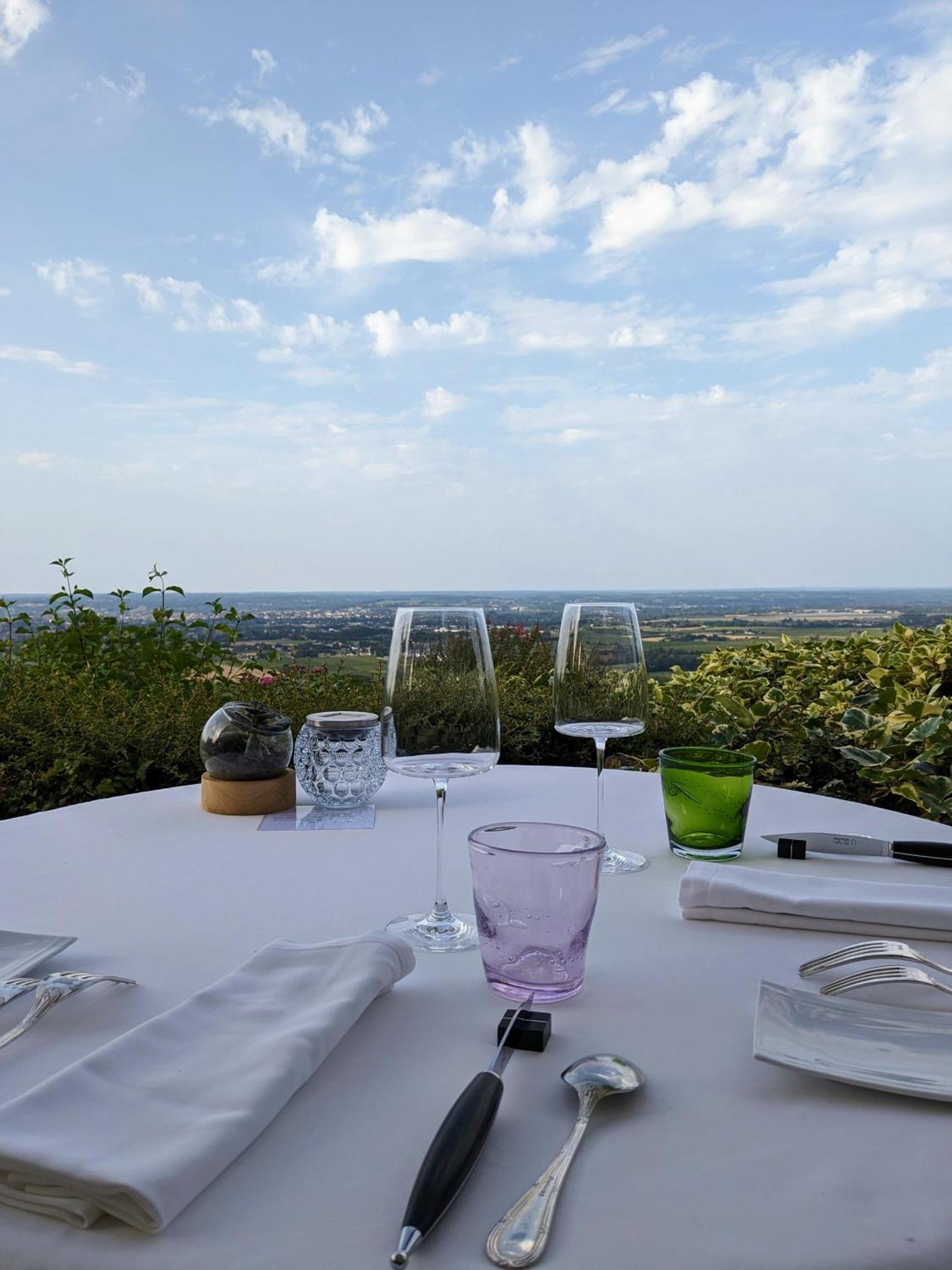 Le Domaine De La Tour Des Vents Acomodação com café da manhã Bergerac Exterior foto